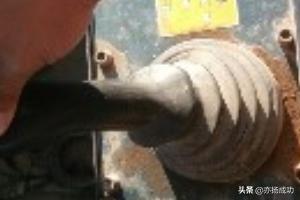 轮式装载机英文翻译-轮式装载机，铲车的简单操作？