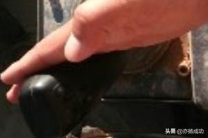 轮式装载机英文翻译-轮式装载机，铲车的简单操作？