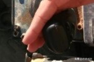 轮式装载机英文翻译-轮式装载机，铲车的简单操作？