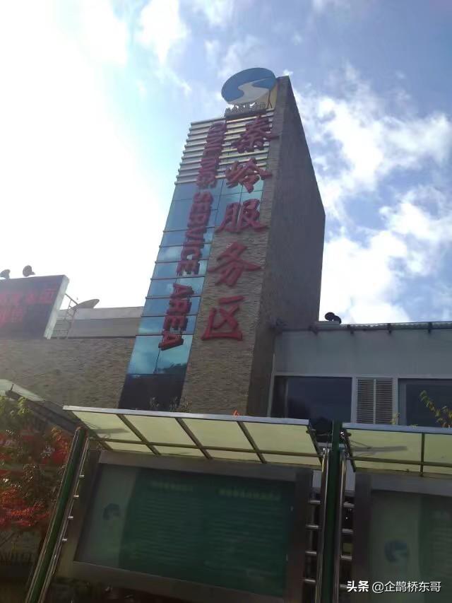 国产挖掘机价格表-国产挖掘机销量前十名？