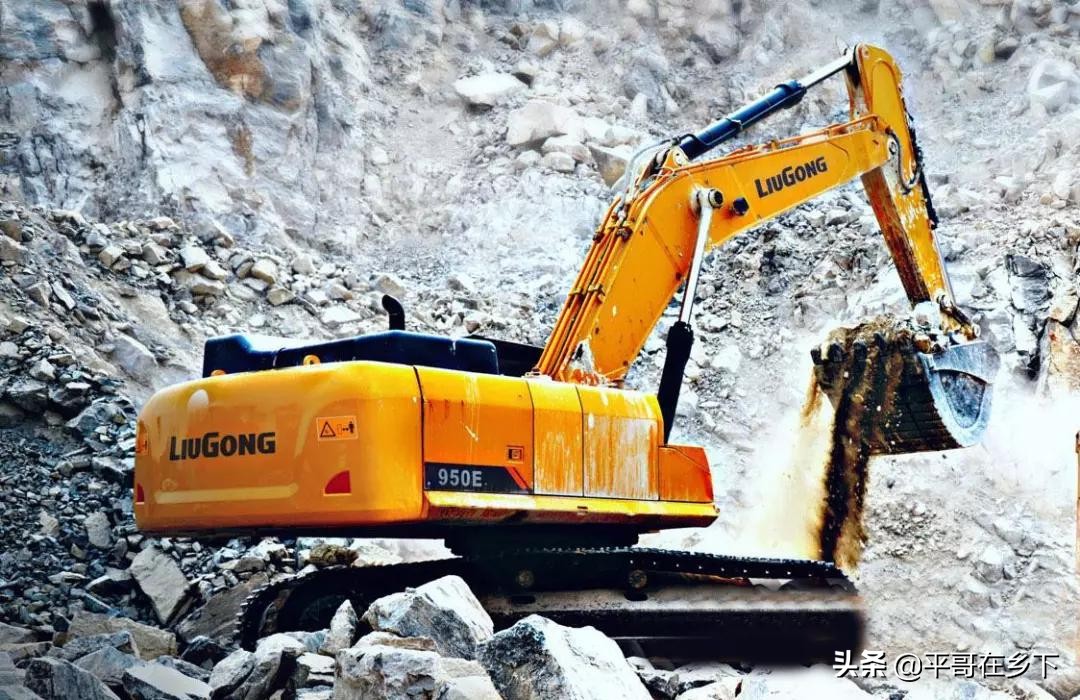 小型挖机型号尺寸大全及价格-小挖机多少钱一台？