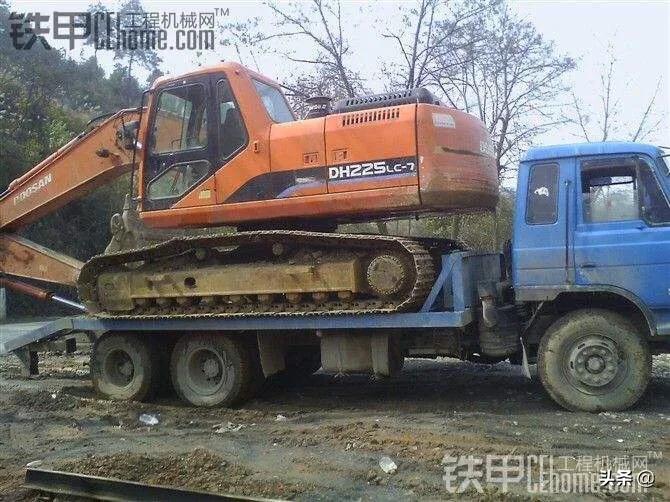 挖掘机行情价格-想买挖掘机行情怎么样？