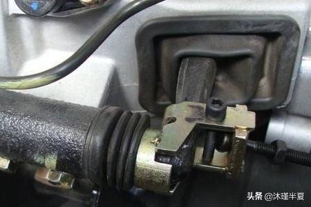 龙工装载机装配结构图-龙工lg855n铲车仪表盘图标认识