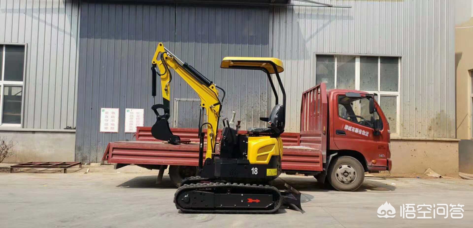 15万至20万的挖掘机图片及价格-80万的挖掘机型号？