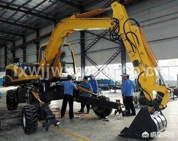 挖掘机视频搅拌车视频-学开挖掘机和搅拌车哪个好呢？有什么建议吗？