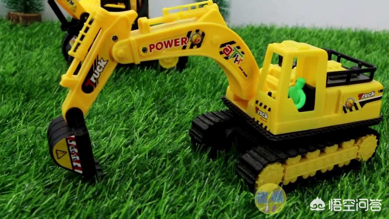 15万至20万的挖掘机图片视频-为什么有些小男孩那么喜欢挖掘机玩具呢？