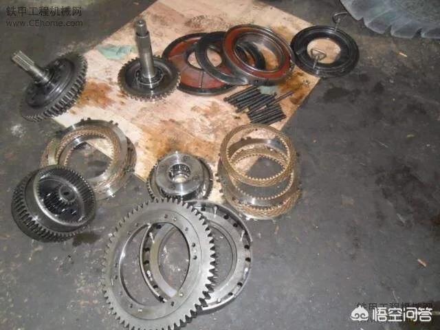 厦工956ⅲ装载机怎么样-厦工铲车956每小时耗油多少？
