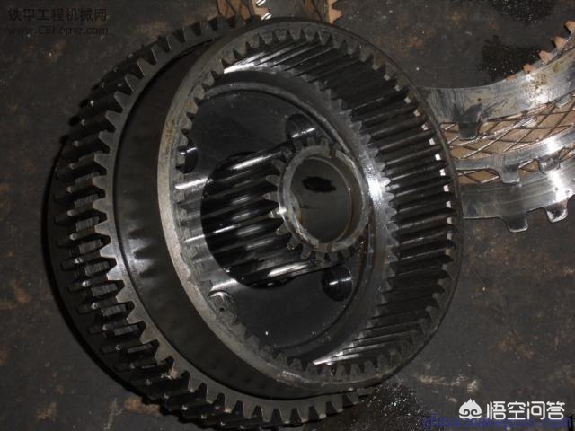 厦工956ⅲ装载机怎么样-厦工铲车956每小时耗油多少？