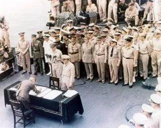 日本签署投降书画面-1949年9月几日日本在投降书上签字？