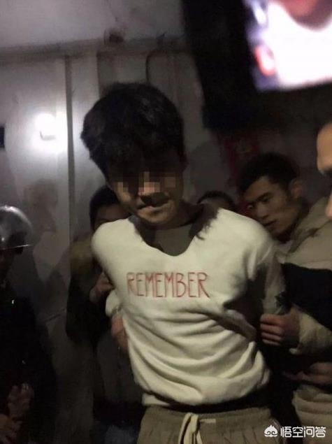 17岁男子杀害前女友-如何看待广西玉林17岁男子持刀挟持前女友，扬言要同归于尽？