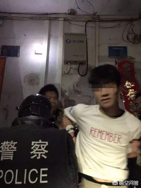 17岁男子杀害前女友-如何看待广西玉林17岁男子持刀挟持前女友，扬言要同归于尽？